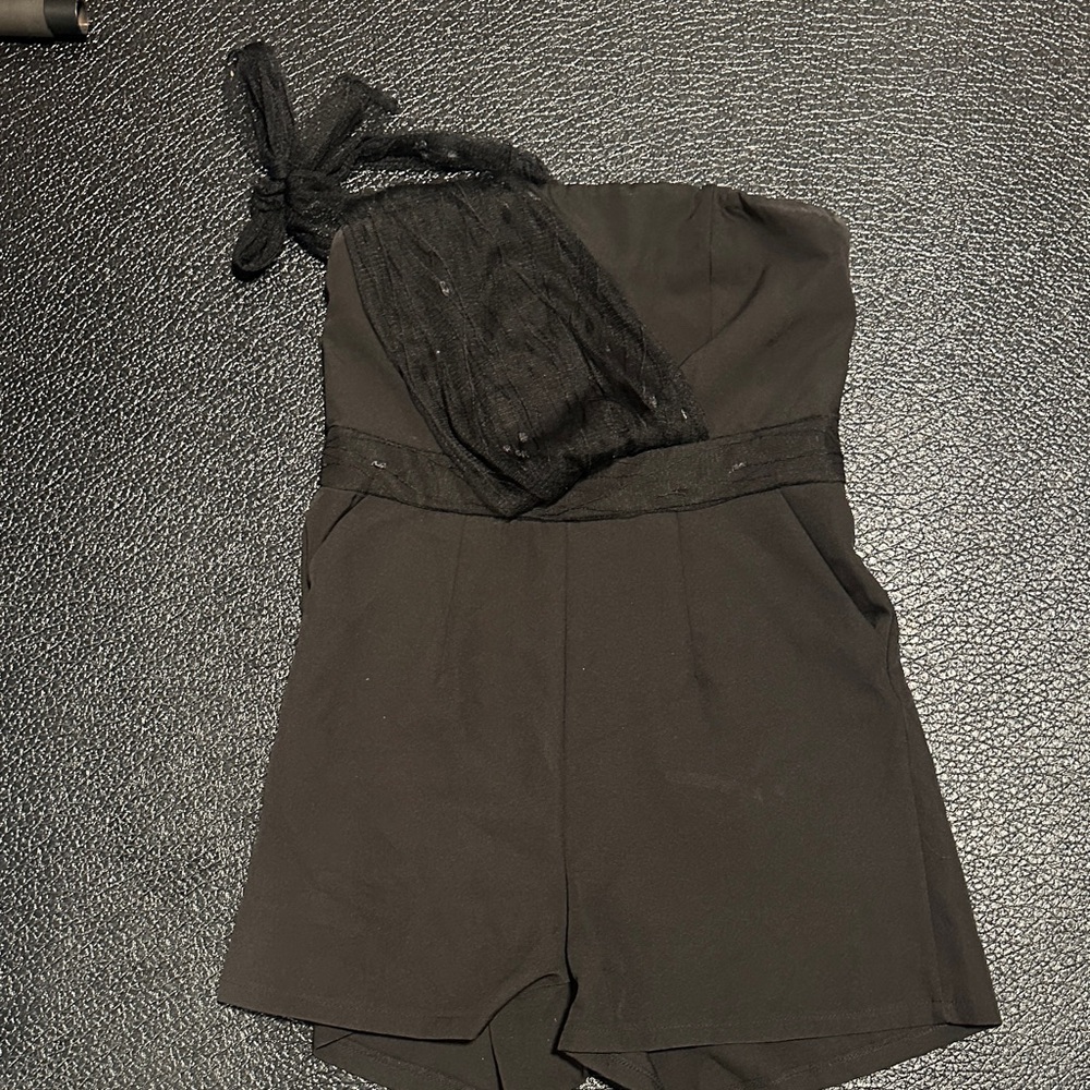 SHEIN Elegant Black Garment